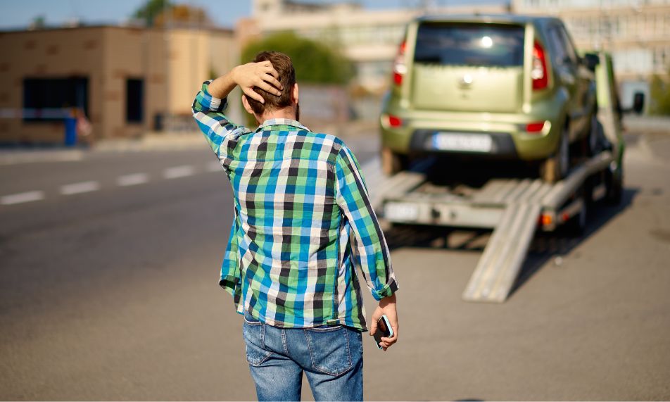 Retirada y baja de coches en Pamplona